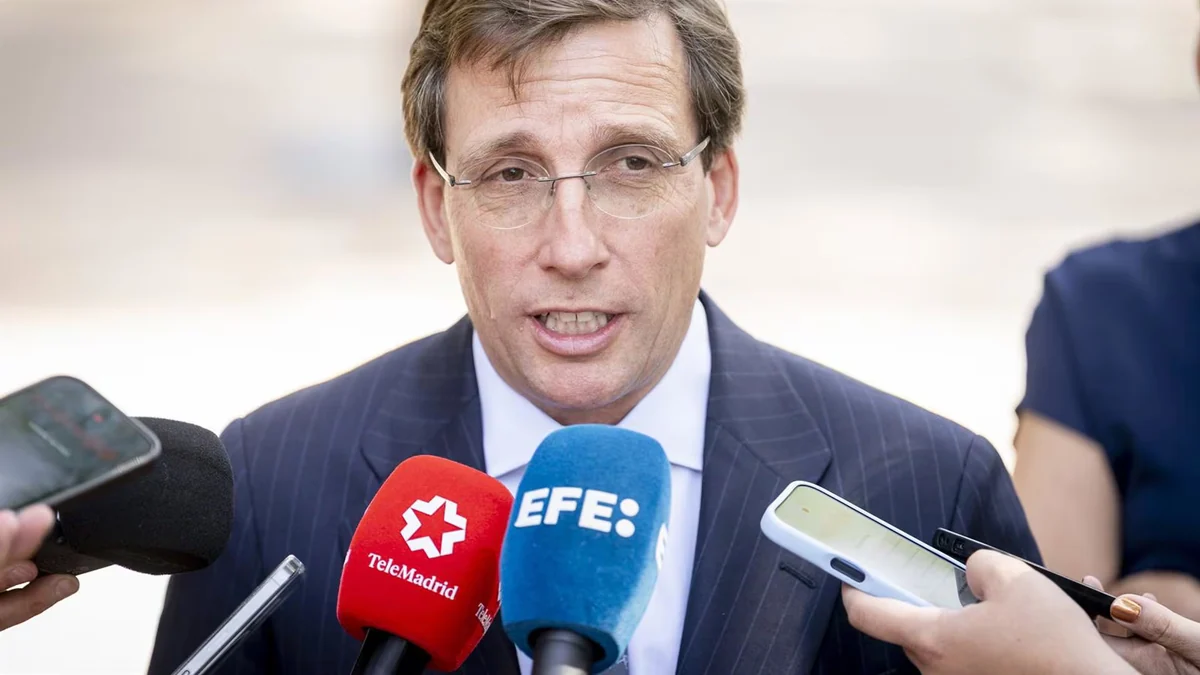 Almeida llama a candidatos del PP a ser el "antídoto" frente a un Gobierno "nocivo": "Ganar, ganar y volver a ganar"