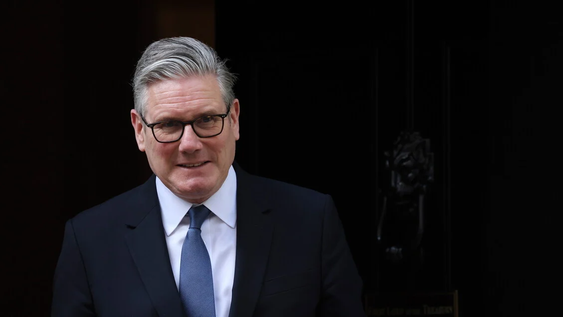 Countdown per il voto locale nel Regno Unito, Starmer appeso a un filo