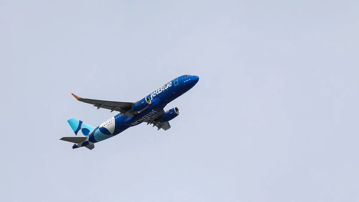 JetBlue aumenta un 75% sus vuelos diarios en Fort Lauderdale para la temporada alta de verano