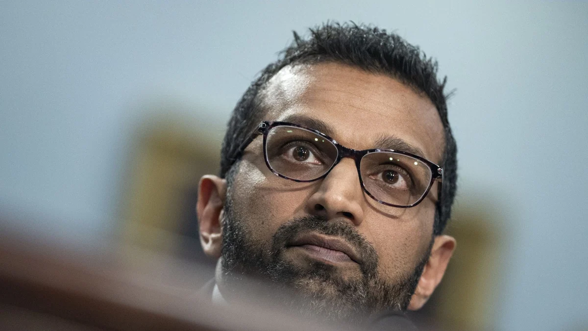 Eklat um FBI-Chef: Sechsstelliges Strategy-Investment bringt Kash Patel in Erklärungsnot