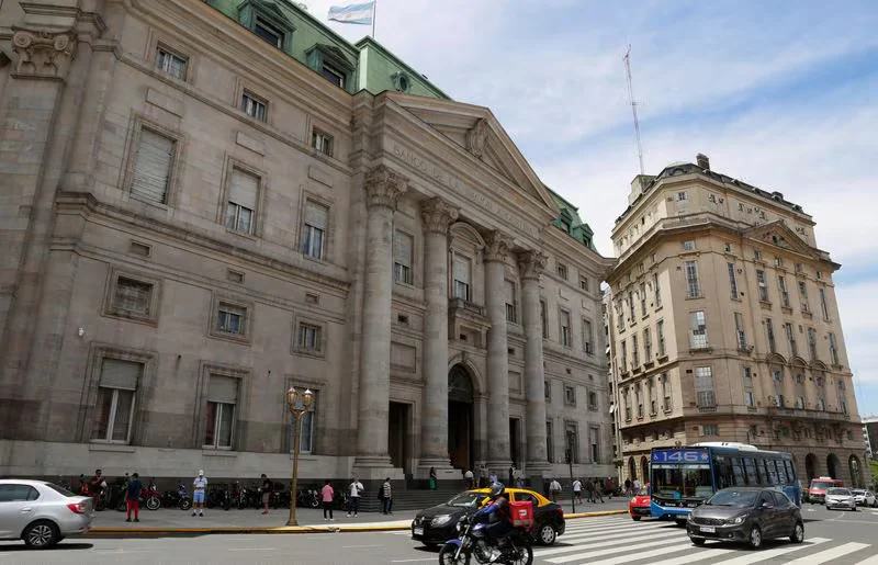 ¿Qué pasa con los plazos fijos?: en julio vuelven a subir las colocaciones, según datos del Banco Central