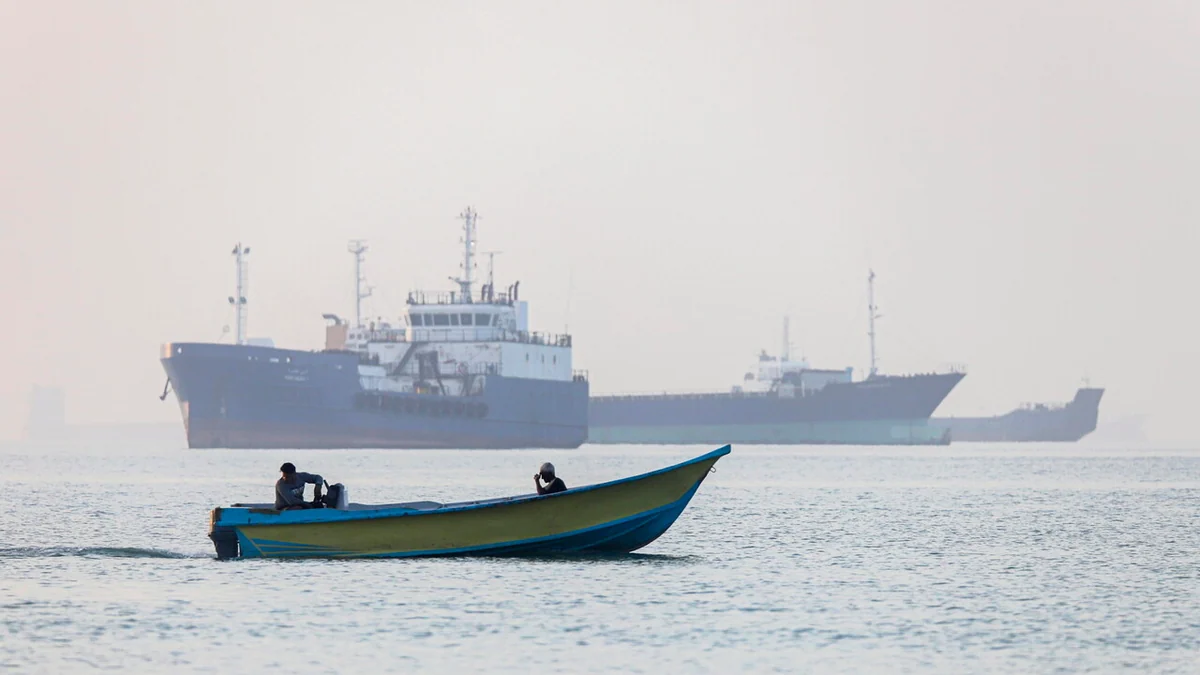 Medio Oriente: battaglia su Hormuz, riesplode la tensione nel Golfo