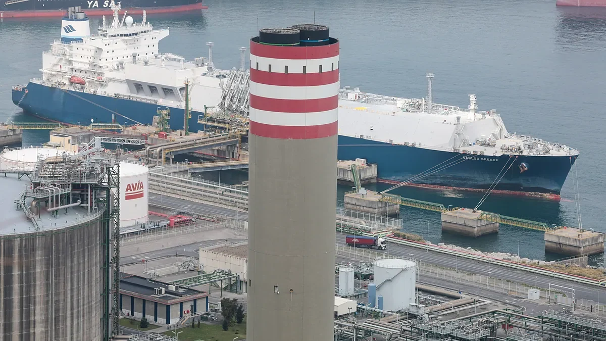El puerto de Bilbao pide retrasar la prohibición de comprar gas ruso