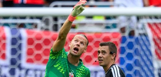 Fußball-WM: War der Ball am Kabel? England-Tor sorgt für Diskussionen