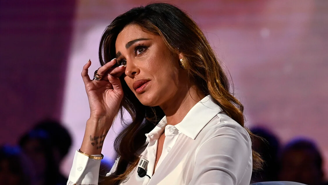 Provoca incidenti e non si ferma, indagata a Milano Belen Rodriguez