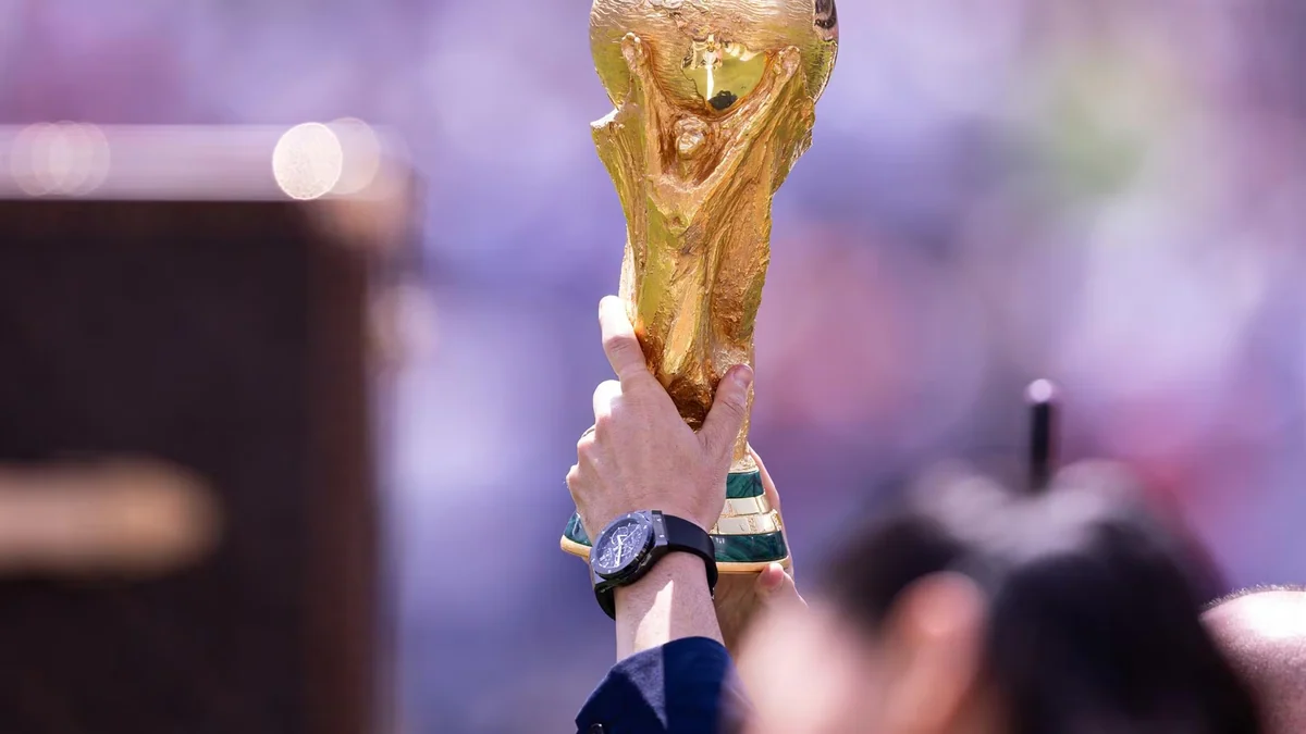 La CONMEBOL trabaja "para que el Mundial 2030 se dispute con 64 selecciones"