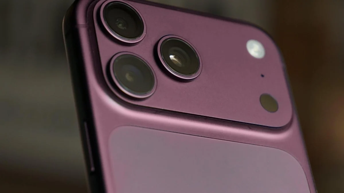 iPhone 18 Pro, şikayetlere rağmen "alüminyum" tasarımı koruyacak