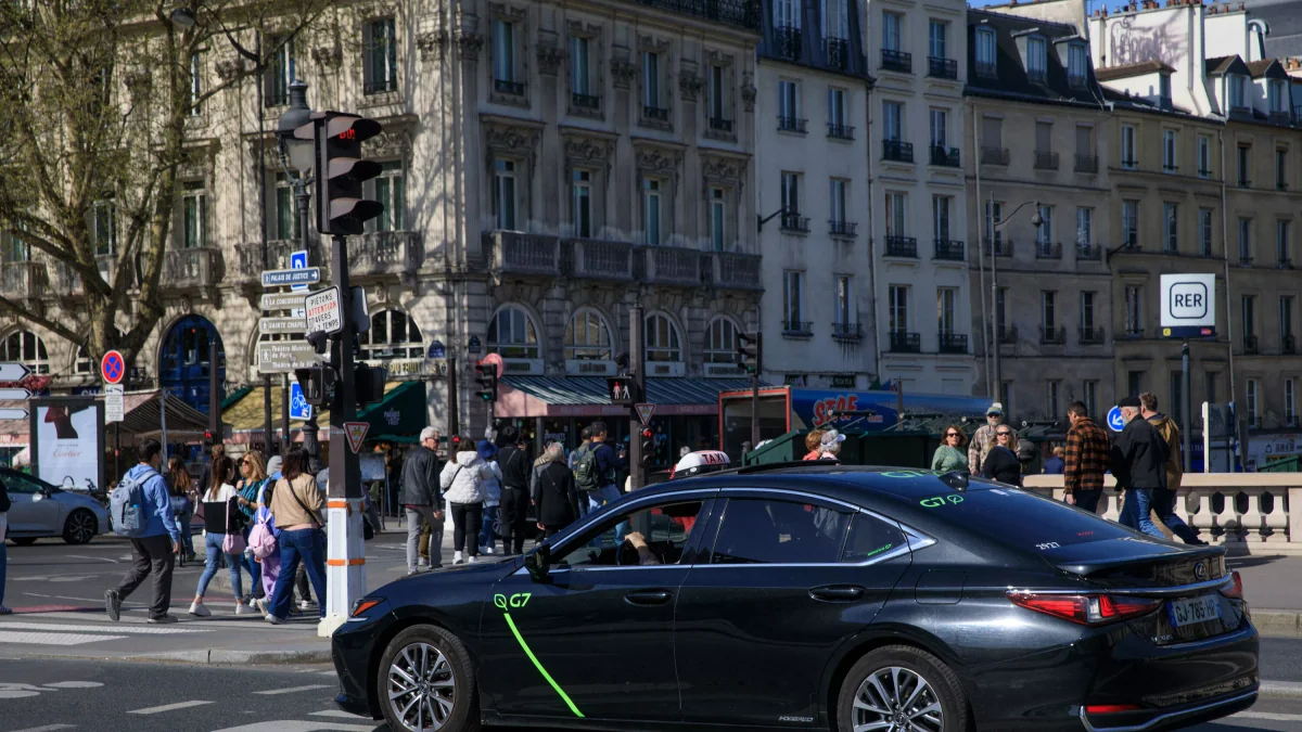 Les taxis G7 arrivent à Bordeaux, et vont continuer à se développer en province