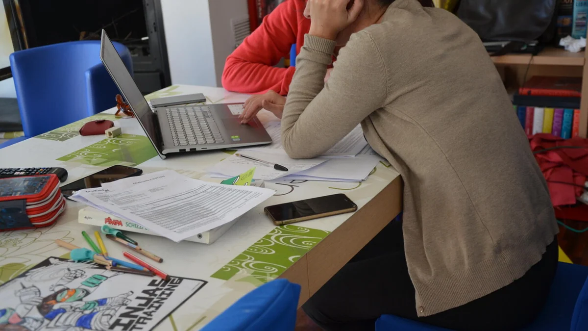 Inps, assegno unico frena il lavoro femminile, meglio bonus nidi e smart working