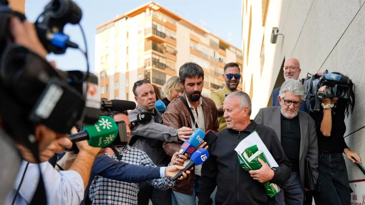 El exalcalde de Fines investigado por el caso Mascarillas de Almería se acoge a su derecho a no declarar