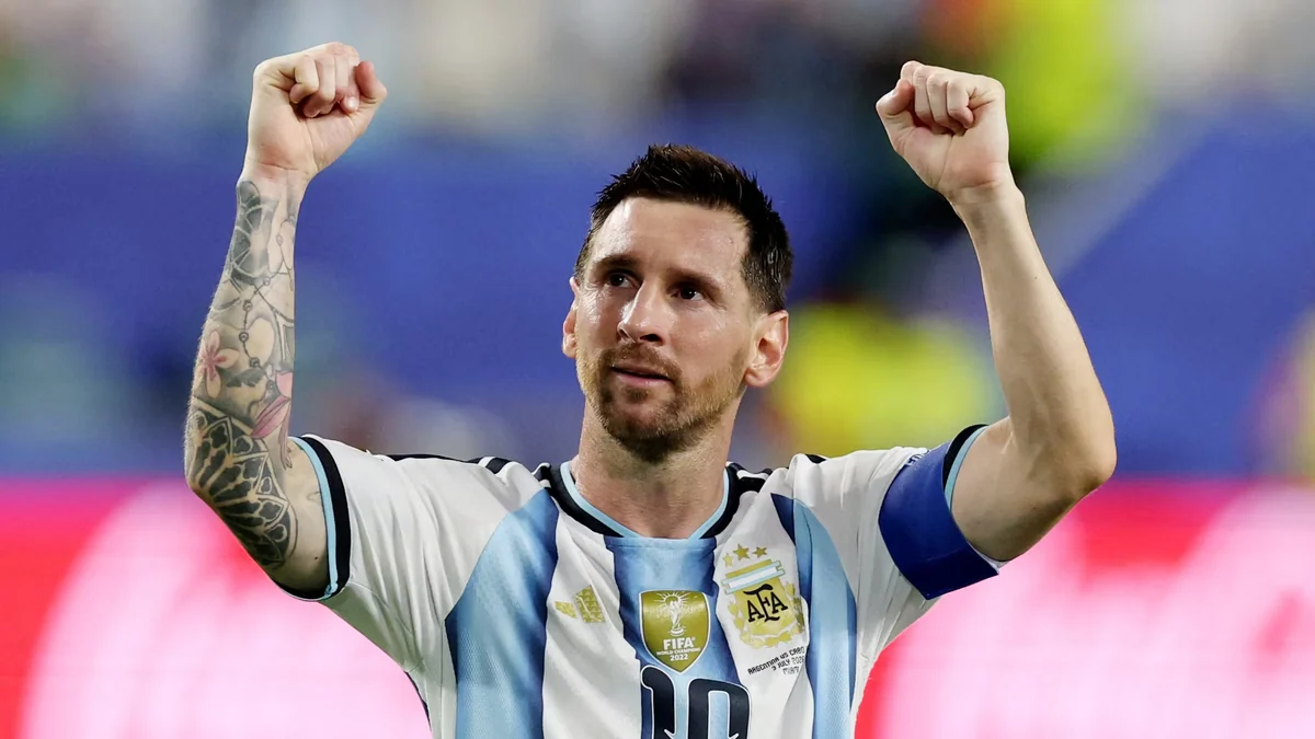 Los gestos de Messi tras la sufrida clasificación de Argentina ante Cabo Verde en el Mundial: desahogo, insulto y mensaje a los hinchas