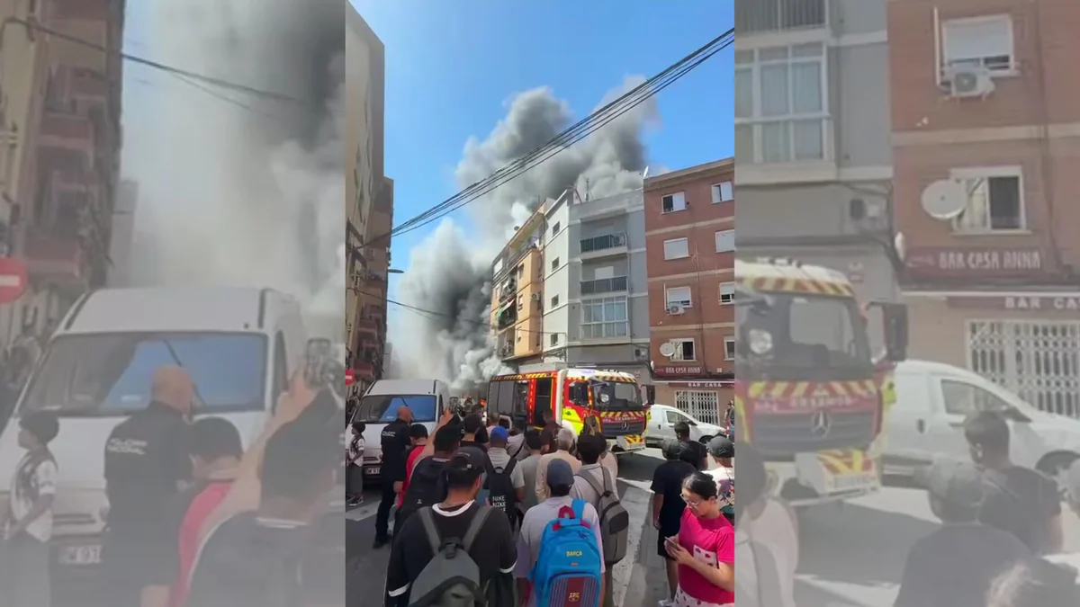 Incendio en un edificio de Valencia tras el desalojo de unos bajos okupados desde 2020
