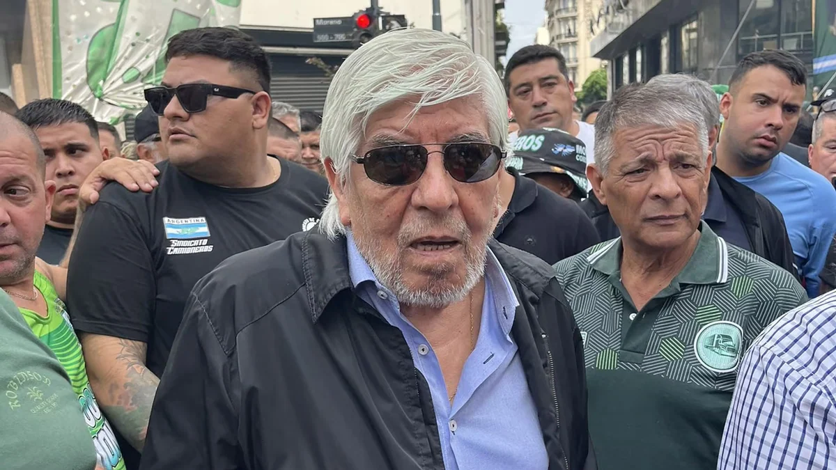 Tambalea el poder de Moyano: empresarios del interior se ponen de acuerdo para impulsar convenios colectivos por región