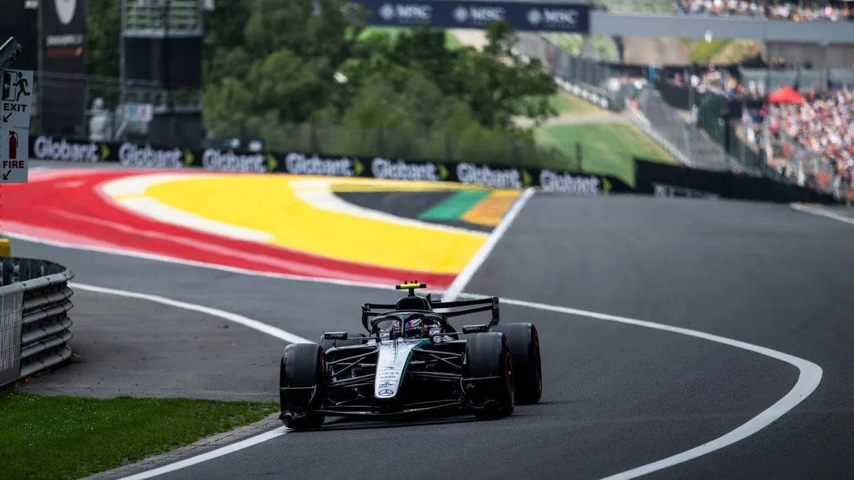 Antonelli se impone en Spa y da un golpe al Mundial