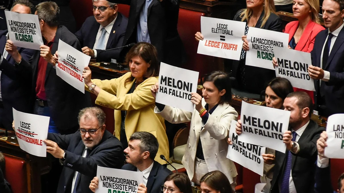 Sondaggi politici, in calo FdI e Pd ma si riduce la distanza tra i due partiti