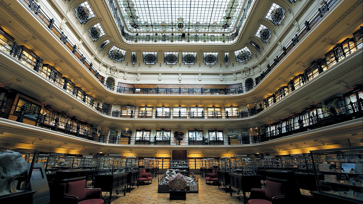 La catedral del tiempo en España cumple 100 años: "Lo que sorprende al visitante es la entrada en la sala principal, absolutamente mágica"