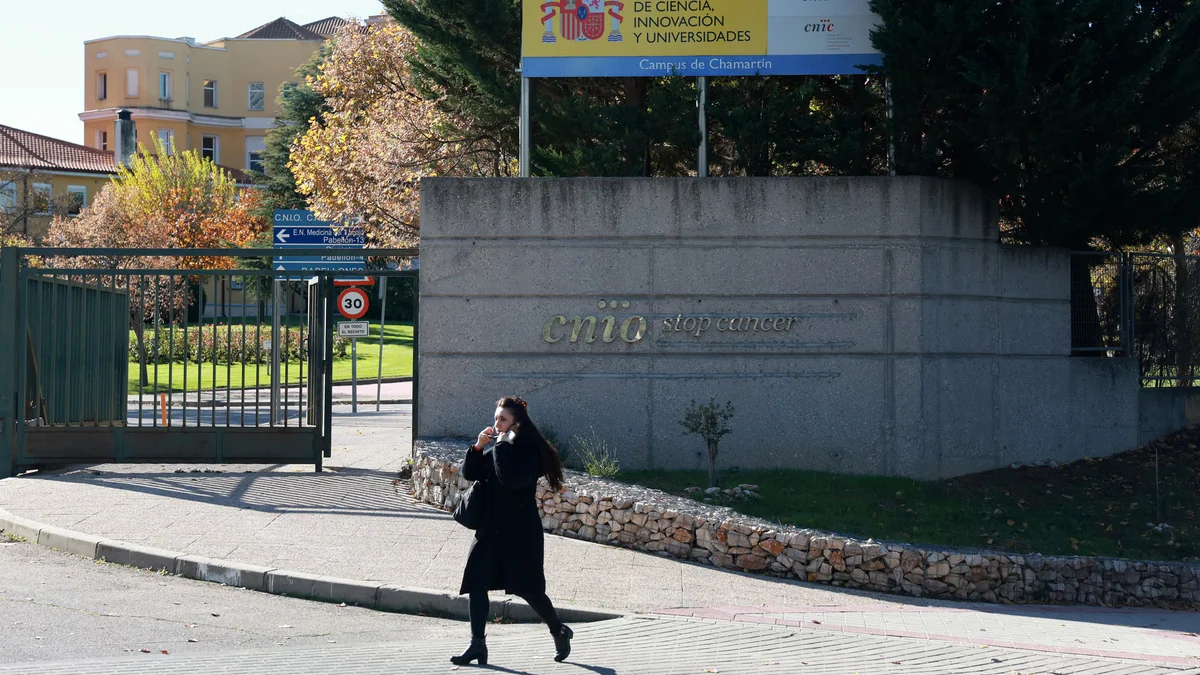 Tres científicos dirigirán el CNIO en busca de una “refundación” del centro