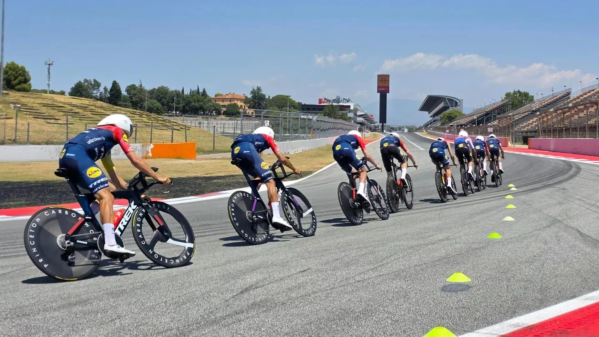 Cinco equipos preparan el asalto al Tour de Francia en el Circuit de Barcelona-Catalunya