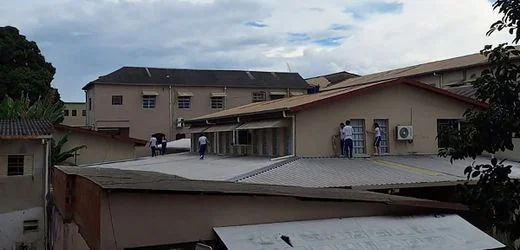 Brasilien: 13-Jähriger erschießt zwei Mitarbeiter an Schule in Rio Branco