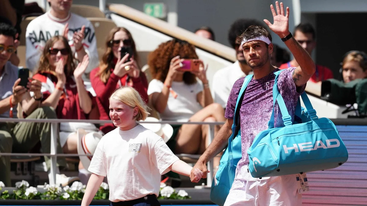 Cobolli-Zverev 1-5, la finale del Roland Garros in diretta. Due break di vantaggio per il tedesco