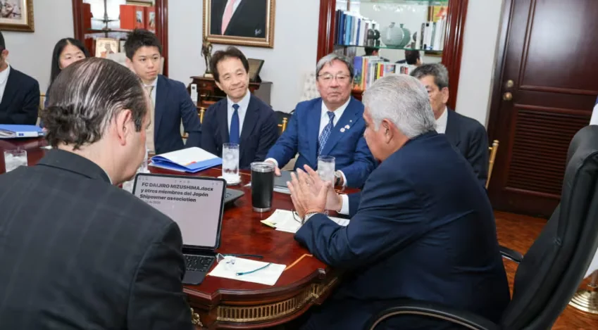 Navieros japoneses muestran nuevamente interés por el sector marítimo panameño