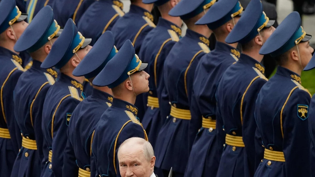 Mosca avverte Varsavia: 'Rifletta sulla propria sicurezza, se produce droni per Kiev'