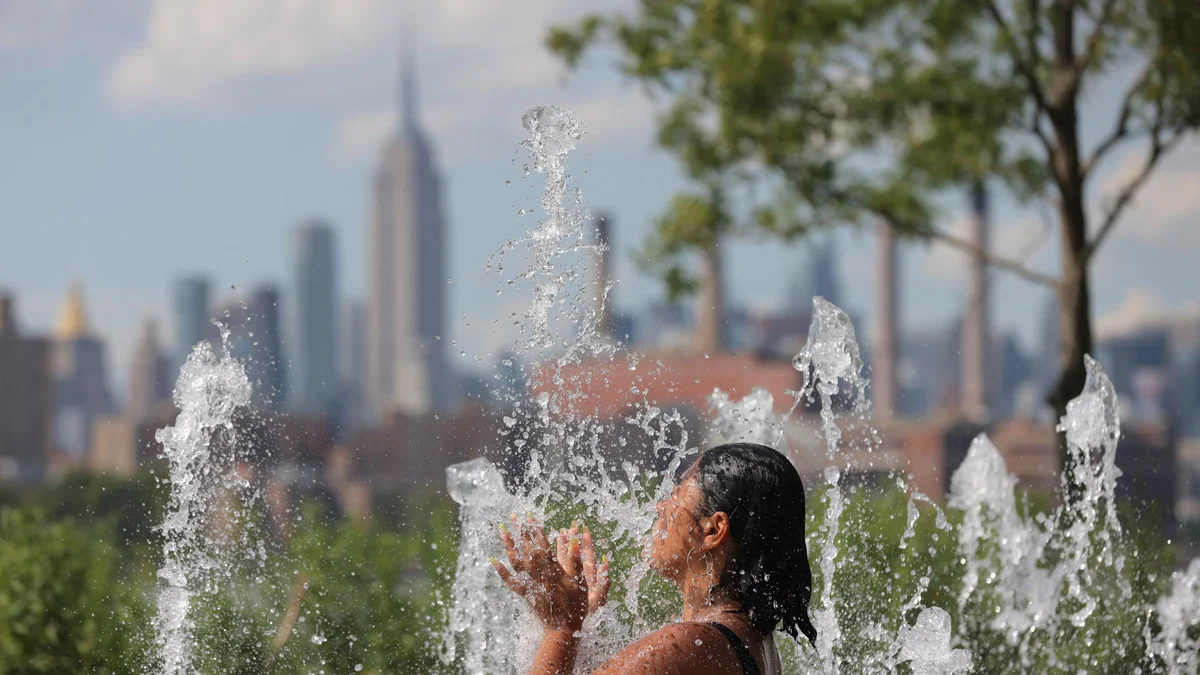 Más de 50 millones de personas bajo alerta por calor extremo y tormentas severas en Estados Unidos