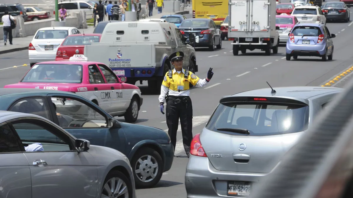 Policía Auxiliar y PBI ya pueden levantar infracciones de tránsito en siete alcaldías de la CDMX