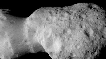 Von NASA-Sonde Lucy besucht: Asteroid Donaldjohanson taumelt um die Sonne