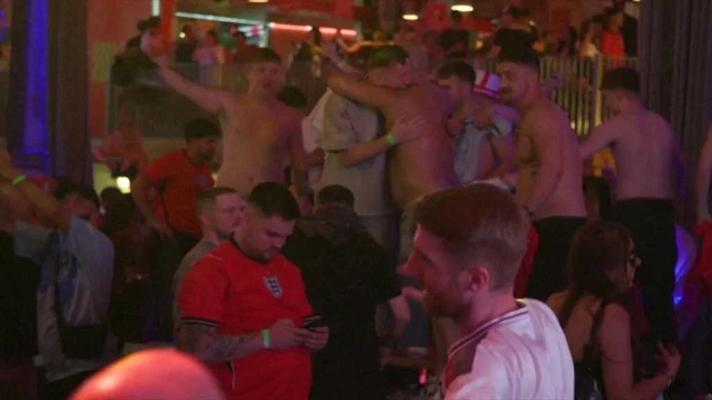Coupe du monde de foot masculin : carton rouge sur les violences