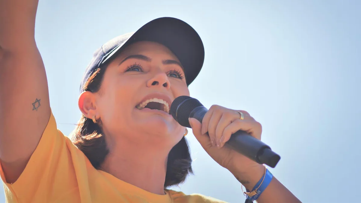 Michelle Bolsonaro lanza un movimiento político propio tras su choque con su hijastro Flávio