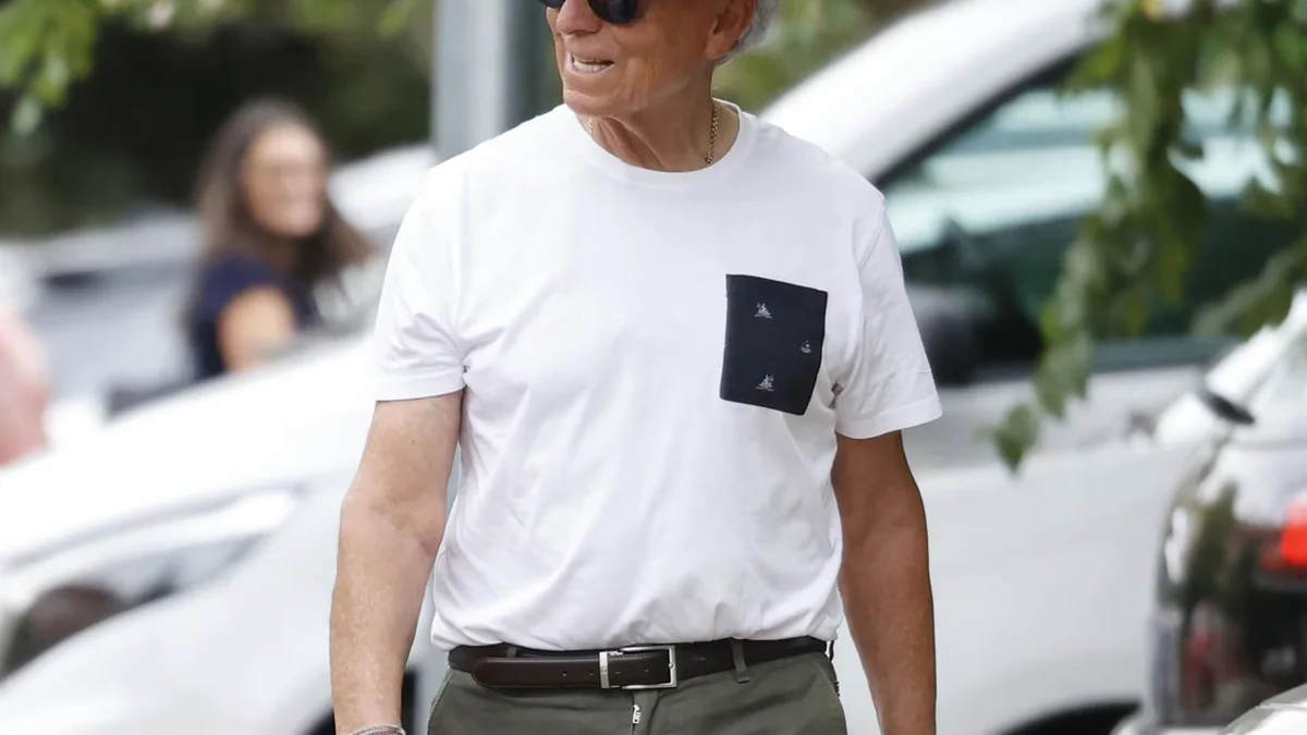 Ortega Cano disfruta del verano con su hijo mientras Ana María Aldón prepara su boda con Eladio