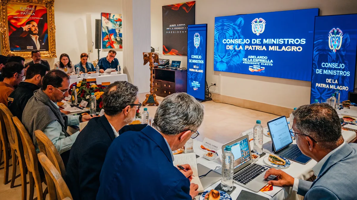 Abelardo de la Espriella lideró segundo ‘Consejo de Ministros’ en Barranquilla: “Avanzando en la hoja de ruta”