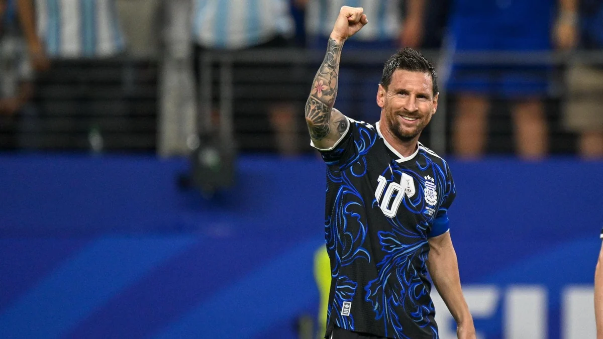Da Messi a Haaland, il party del gol: ai Mondiali la scarpa d’oro è un affare da campioni