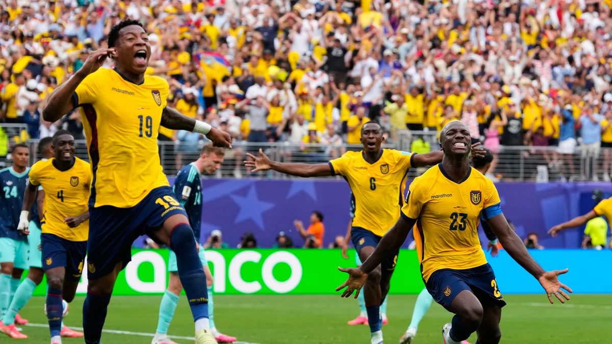 Ecuador reacciona a una situación límite al remontar a Alemania: se mete en dieciseisavos y le da una bala más al rechazado Beccacece