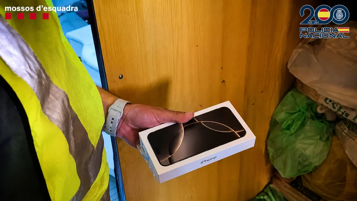 La policía desarticula la mayor red de robo de móviles en España con un perjuicio de 1,09 millones para Telefónica
