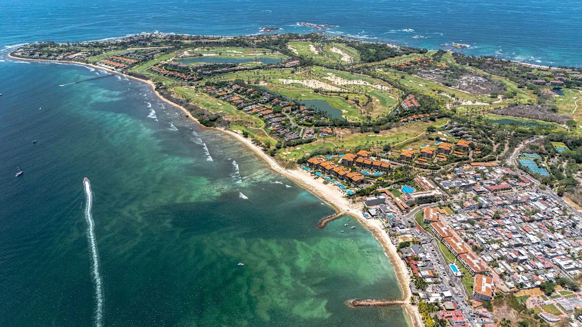 Semarnat frena megaproyecto en Punta de Mita: revoca concesión en Playa Las Cocinas