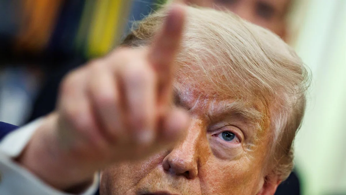 Trump encarga su responsable interino de Inteligencia iniciar una reestructuración con recortes de personal