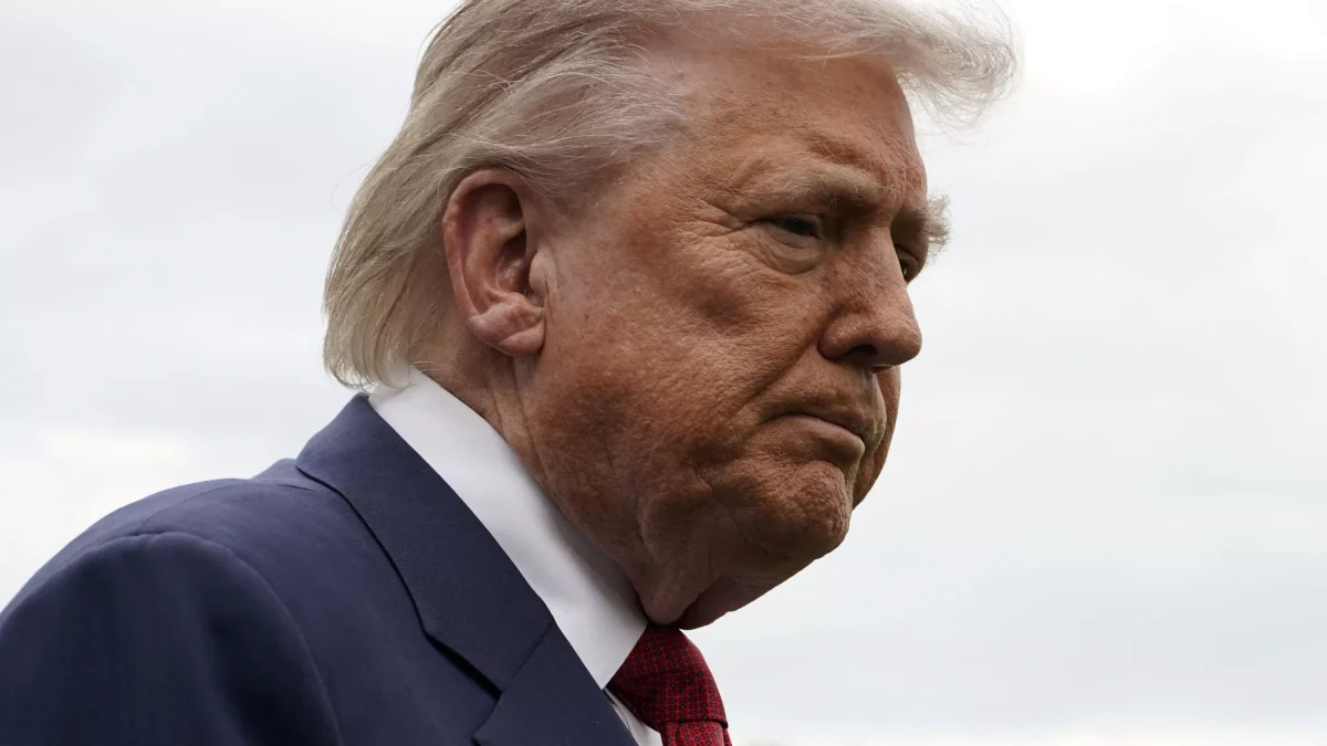 Guerre en Iran : Donald Trump promet une «victoire complète» des États-Unis