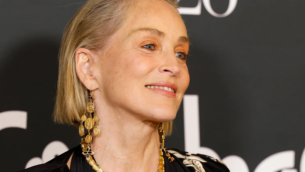 Los 9 cortes de pelo corto que triunfan entre las mujeres de 60 años este verano