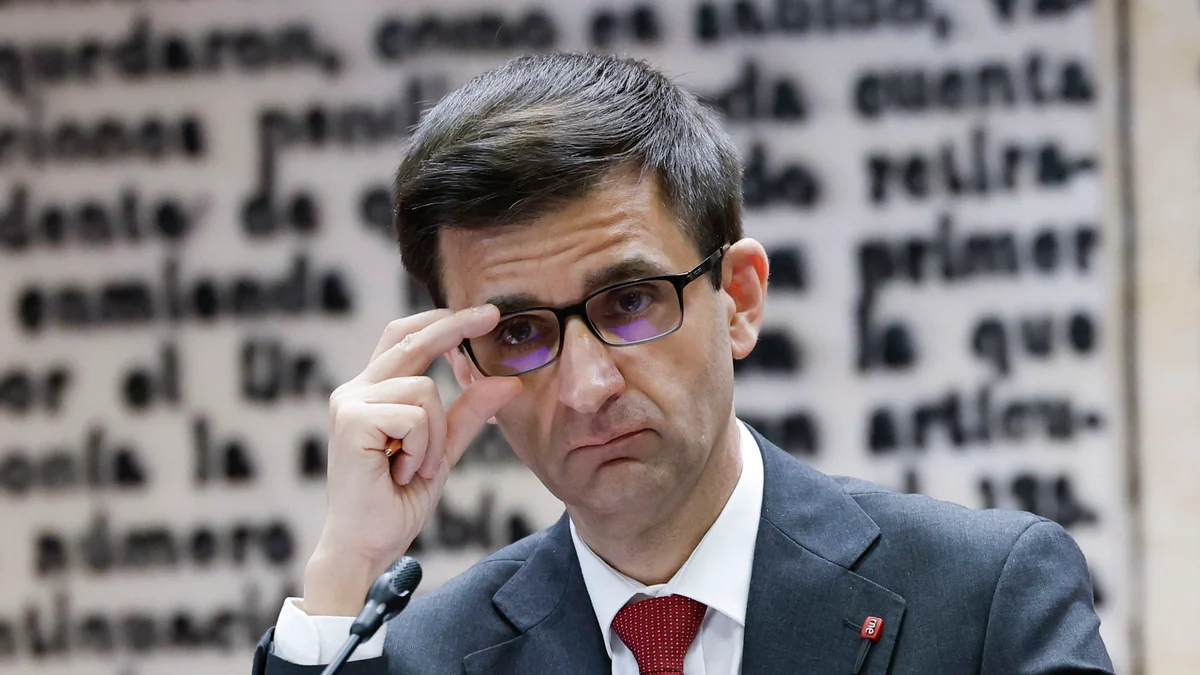 El Gobierno modifica la Ley de Financiación de RTVE para evitar agrandar el agujero del IVA