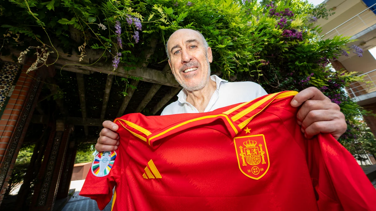 Manu Sarabia reclama sanar la herida: ''Que ganen a Francia por Arconada y por el gol más injusto de la historia'
