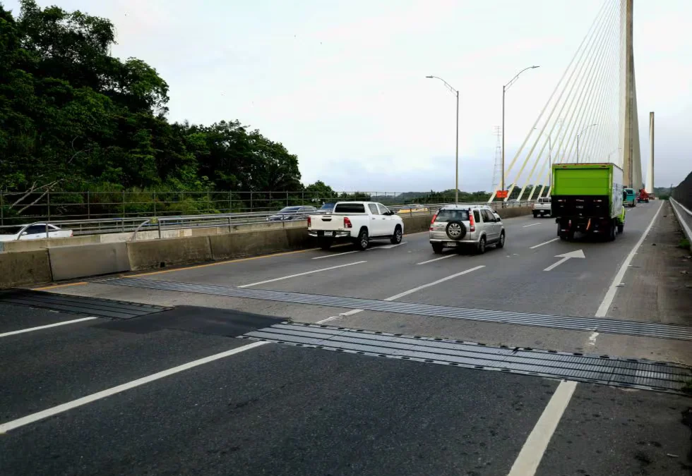 Panamá inicia la licitación de una concesión vial por 30 años para ampliar los accesos al Puente Centenario y la autopista Panamá–La Chorrera