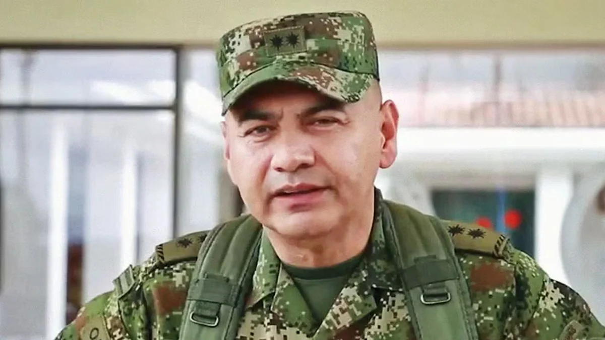 Fiscalía archivó la investigación contra el general (r) Jhon Rojas por presunto montaje del Gobierno Petro: “Como recompensa lo deberían reintegrar”