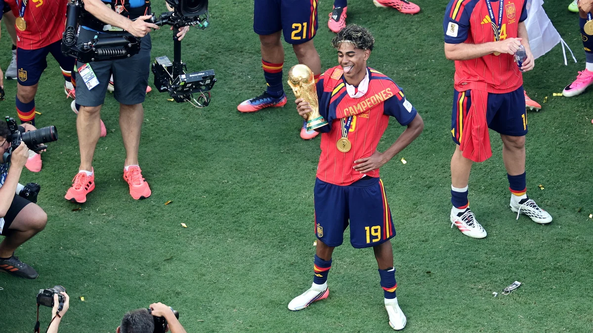 ¿Cuánto se llevan Rodri, Ferran y Lamine Yamal por ganar el Mundial?