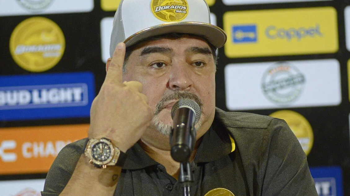 Mondiali: Maradona veggente nel 2018, 'Gli Usa faranno 4 tempi per le pubblicità'