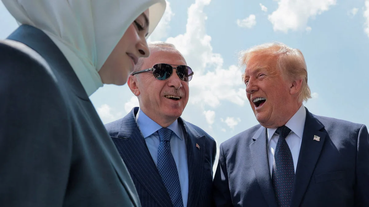 Trump renueva sus amenazas sobre Groenlandia y carga en Ankara contra los aliados de la OTAN
