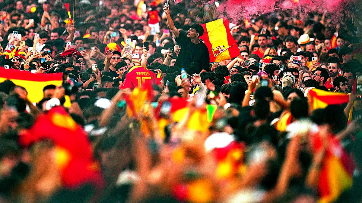 Dos millones de personas inundan las calles de Madrid: "En 2030 la Copa volverá a ser nuestra"