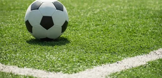 Celle: Fußballverband sperrt Kreisliga-Fußballer wegen pornografischem Deepfake-Video