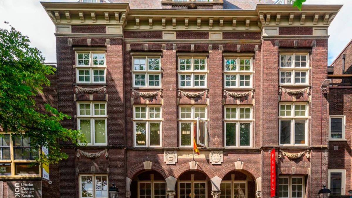 El Gobierno holandés levanta la petición de embargo del Instituto Cervantes en Utrecht